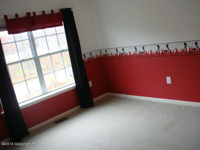 177 Kirkham Road Bushkill, PA 18324 - Photo 17 of 24 Bedroom #3