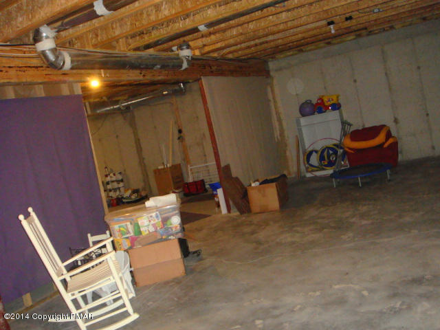 177 Kirkham Road Bushkill, PA 18324 - Photo 19 of 24 Basement