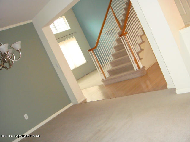 177 Kirkham Road Bushkill, PA 18324 - Photo 4 of 24 Dining Room View