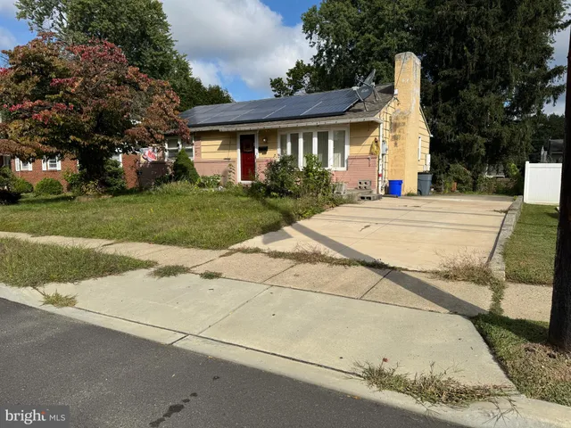 $279,900 | 609 Evesham Avenue West, Magnolia, NJ 08049