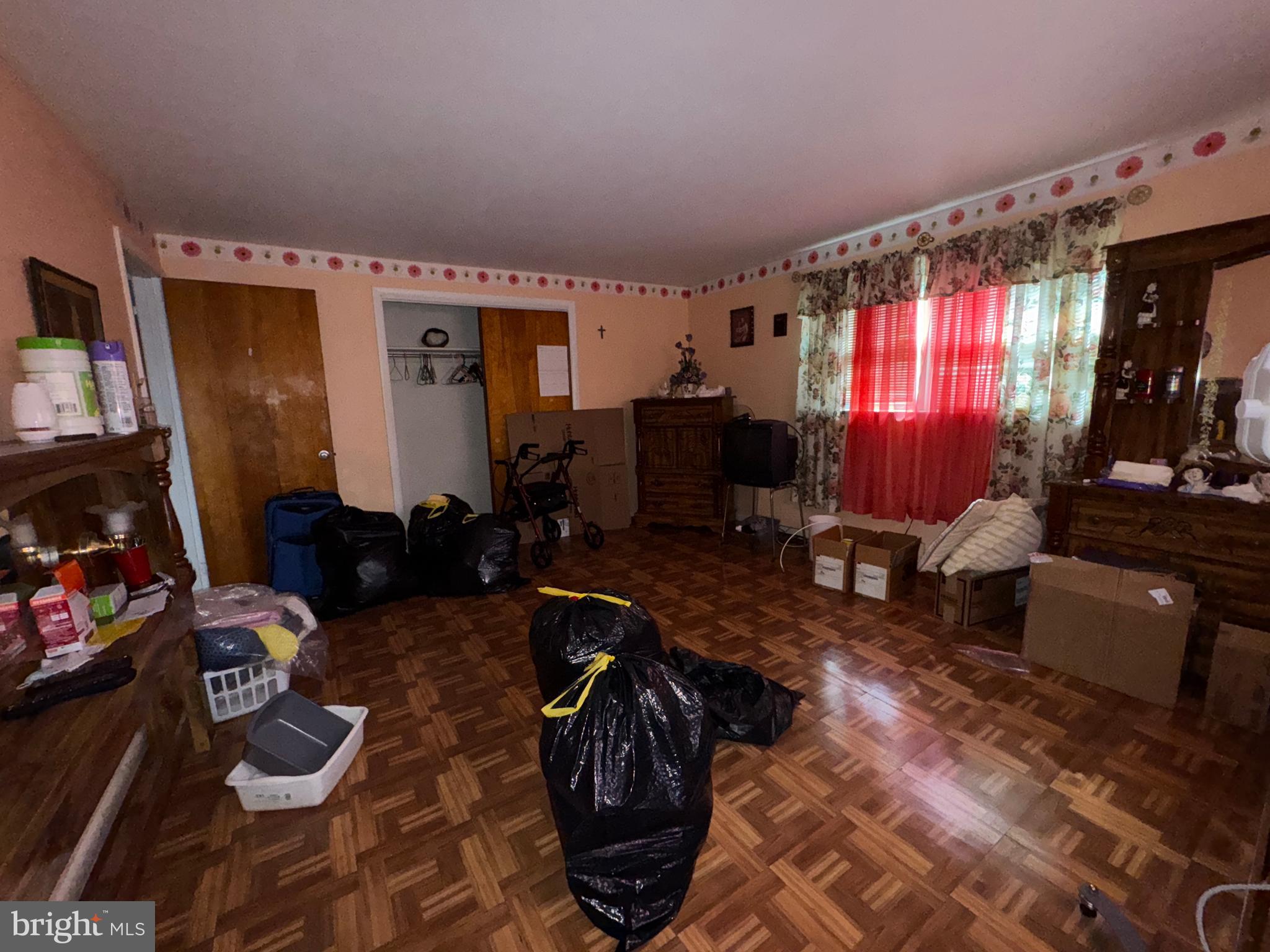 609 Evesham Avenue West Magnolia, NJ 08049 - Photo 31 of 73 Primary Bedroom