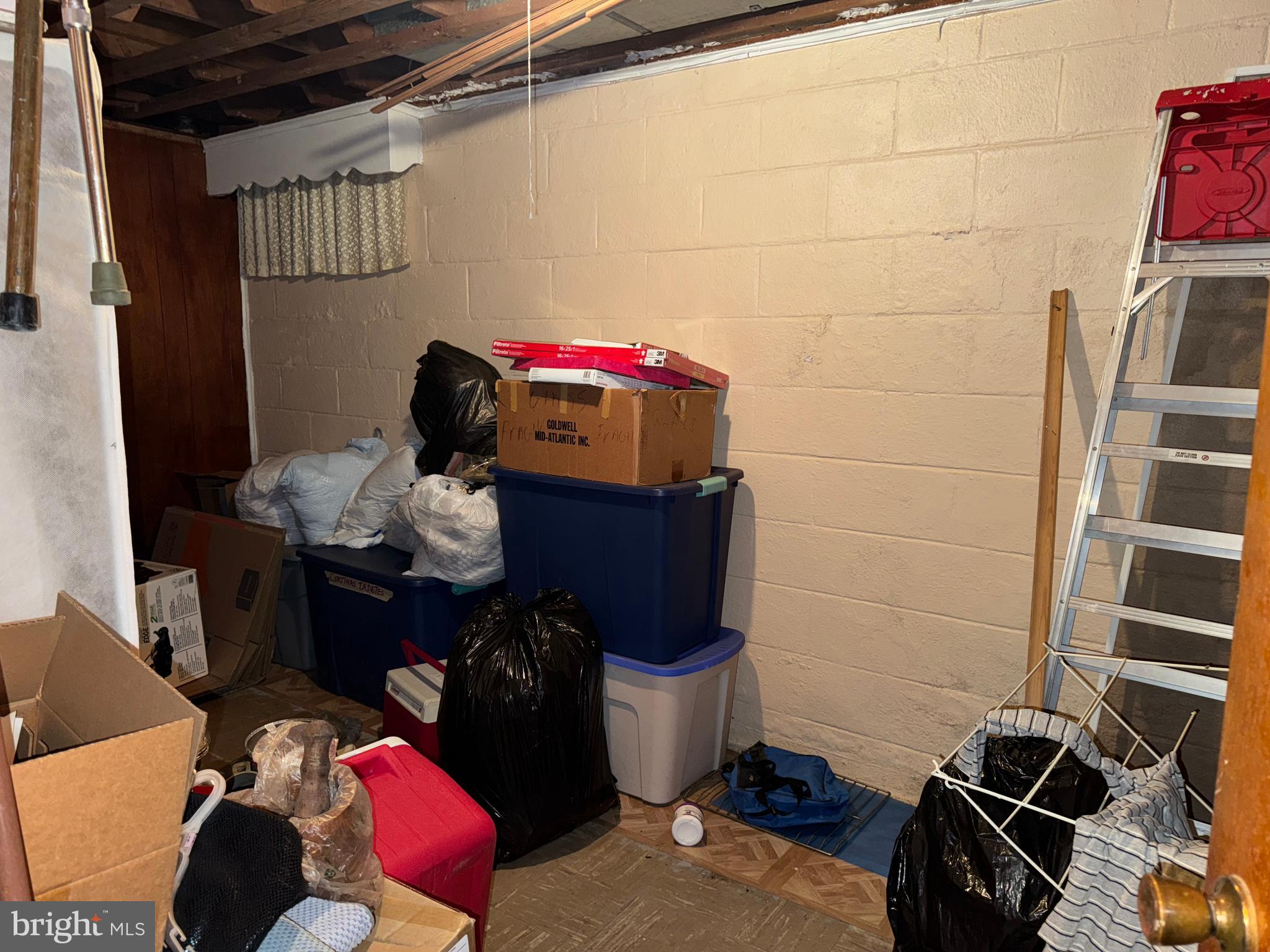 609 Evesham Avenue West Magnolia, NJ 08049 - Photo 39 of 73 a bathroom with a sink toilet and shower