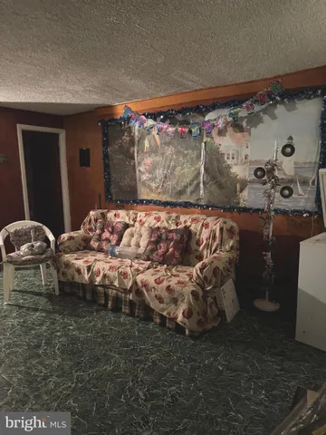 $279,900 | 609 Evesham Avenue West, Magnolia, NJ 08049