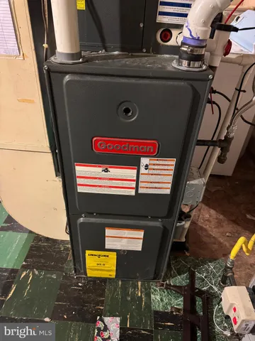 $279,900 | 609 Evesham Avenue West, Magnolia, NJ 08049