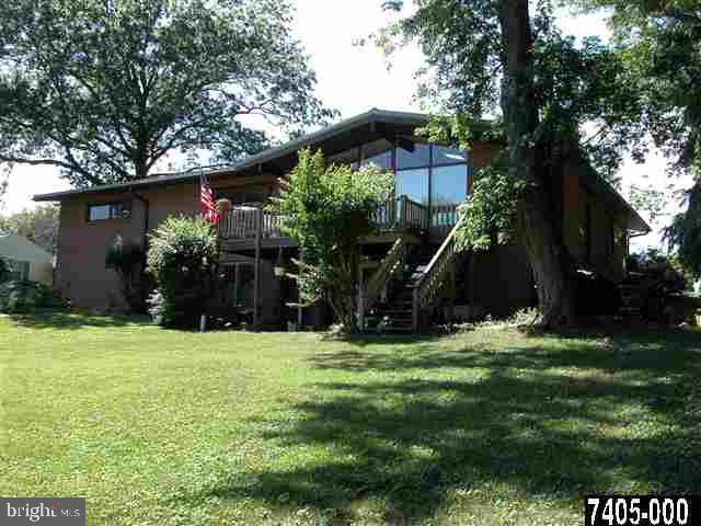 238 Reynolds Mill Road York, PA 17403 - Photo 3 of 25 Gallery Image 3