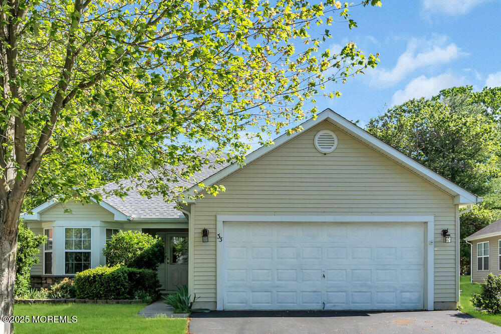 33 Meadows Lane Whiting, NJ 08759 - Photo 2 of 35 004_a7405124-1b_663