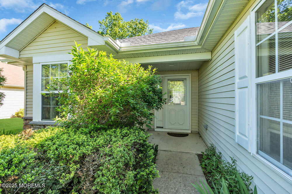 33 Meadows Lane Whiting, NJ 08759 - Photo 31 of 35 008_a7405139-1_330