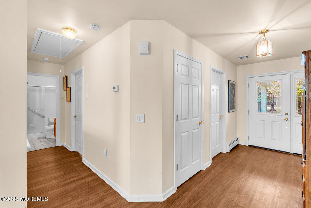 33 Meadows Lane Whiting, NJ 08759 - Photo 8 of 35 021_a7405204_71