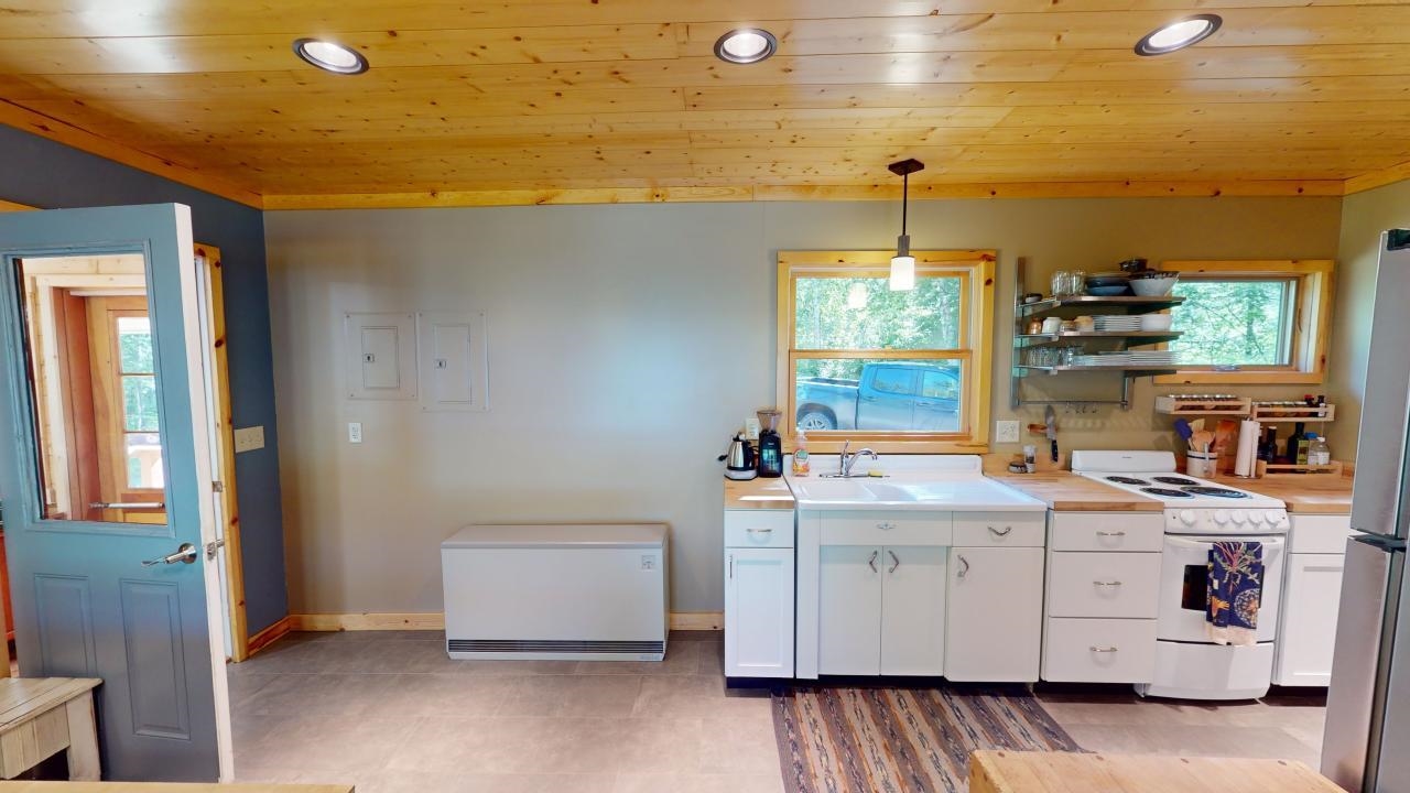 395 2 Mile Road Lutsen, MN 55612 - Photo 16 of 40