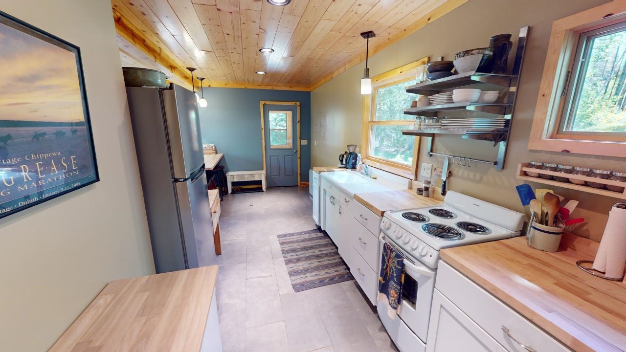 395 2 Mile Road Lutsen, MN 55612 - Photo 21 of 40