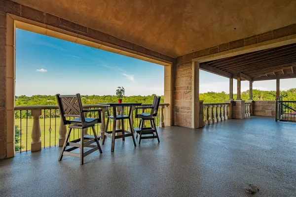 $1,800,000 | 323 Kings Court, Forney, TX 75126