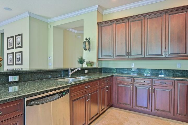 7660 Via Flores Way Boca Raton, FL 33487 - Photo 7 of 24 KITCHEN