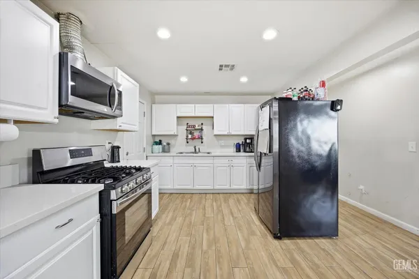 $285,000 | Undisclosed Address, Bakersfield, CA 93308