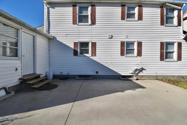 $349,900 | 85 Orchard Street, Chicopee, MA 01013