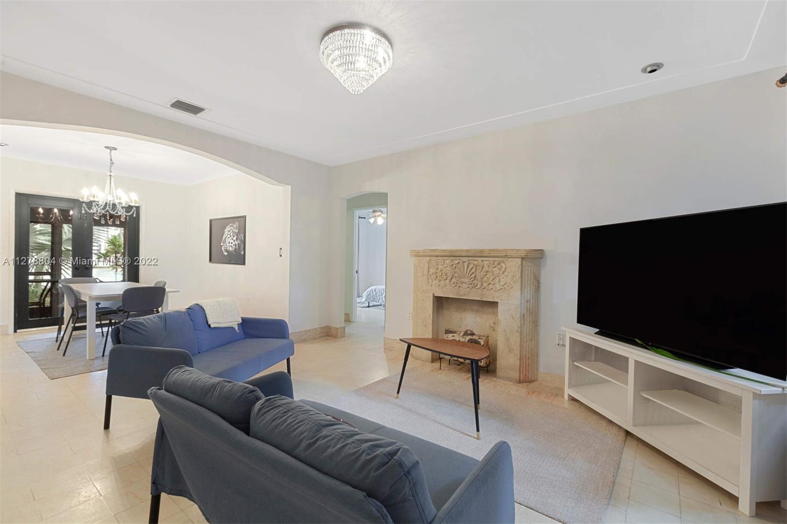 1461 Marseille Drive Miami Beach, FL 33141 - Photo 12 of 37 Gallery Image 12