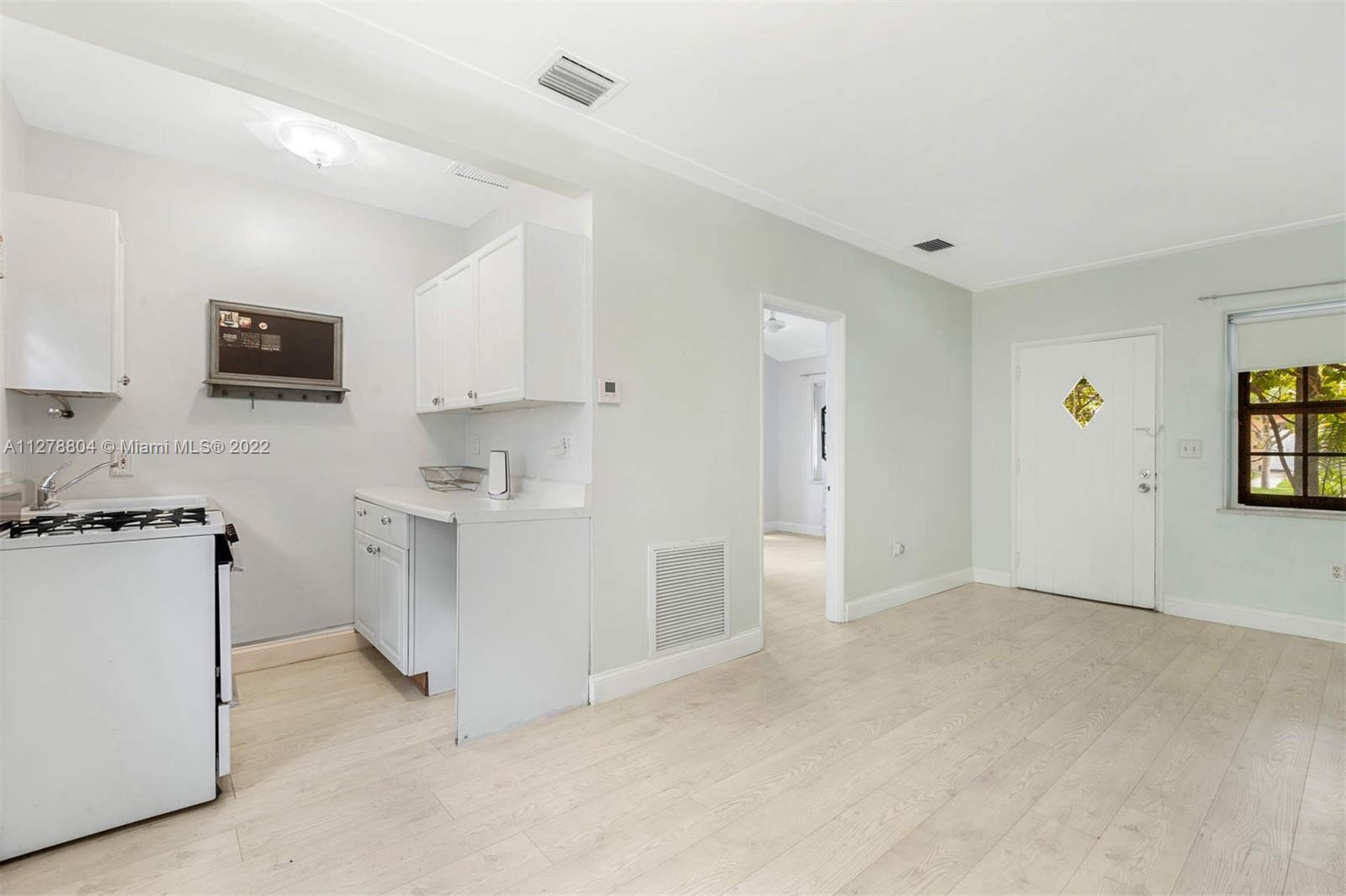 1461 Marseille Drive Miami Beach, FL 33141 - Photo 15 of 37 Gallery Image 15