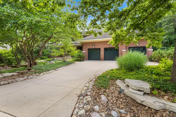 $1,399,000 | 8673 Timber Ridge Drive, Burr Ridge, IL 60527
