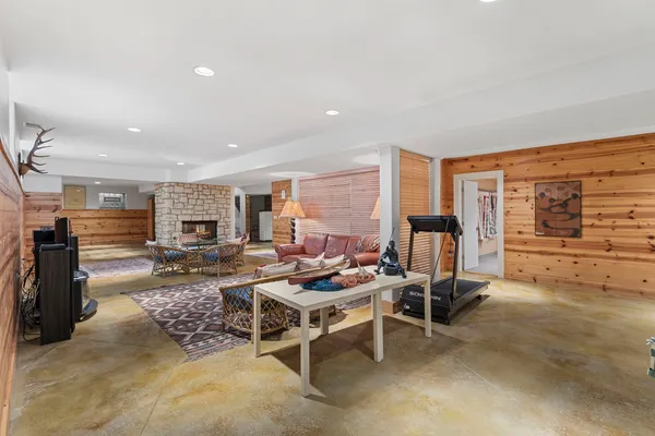 $1,399,000 | 8673 Timber Ridge Drive, Burr Ridge, IL 60527