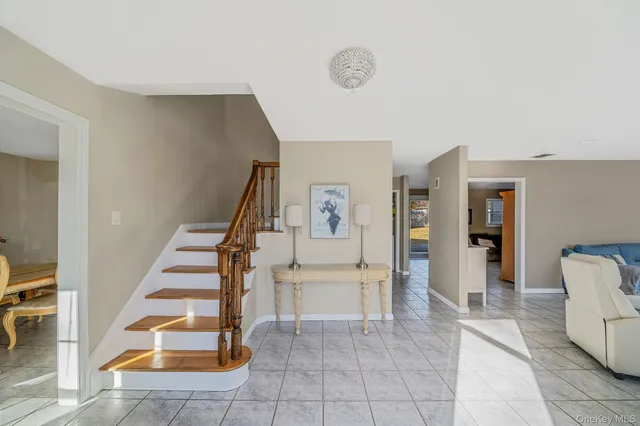 $669,900 | 3 Mt Marcy Avenue, Farmingville, NY 11738