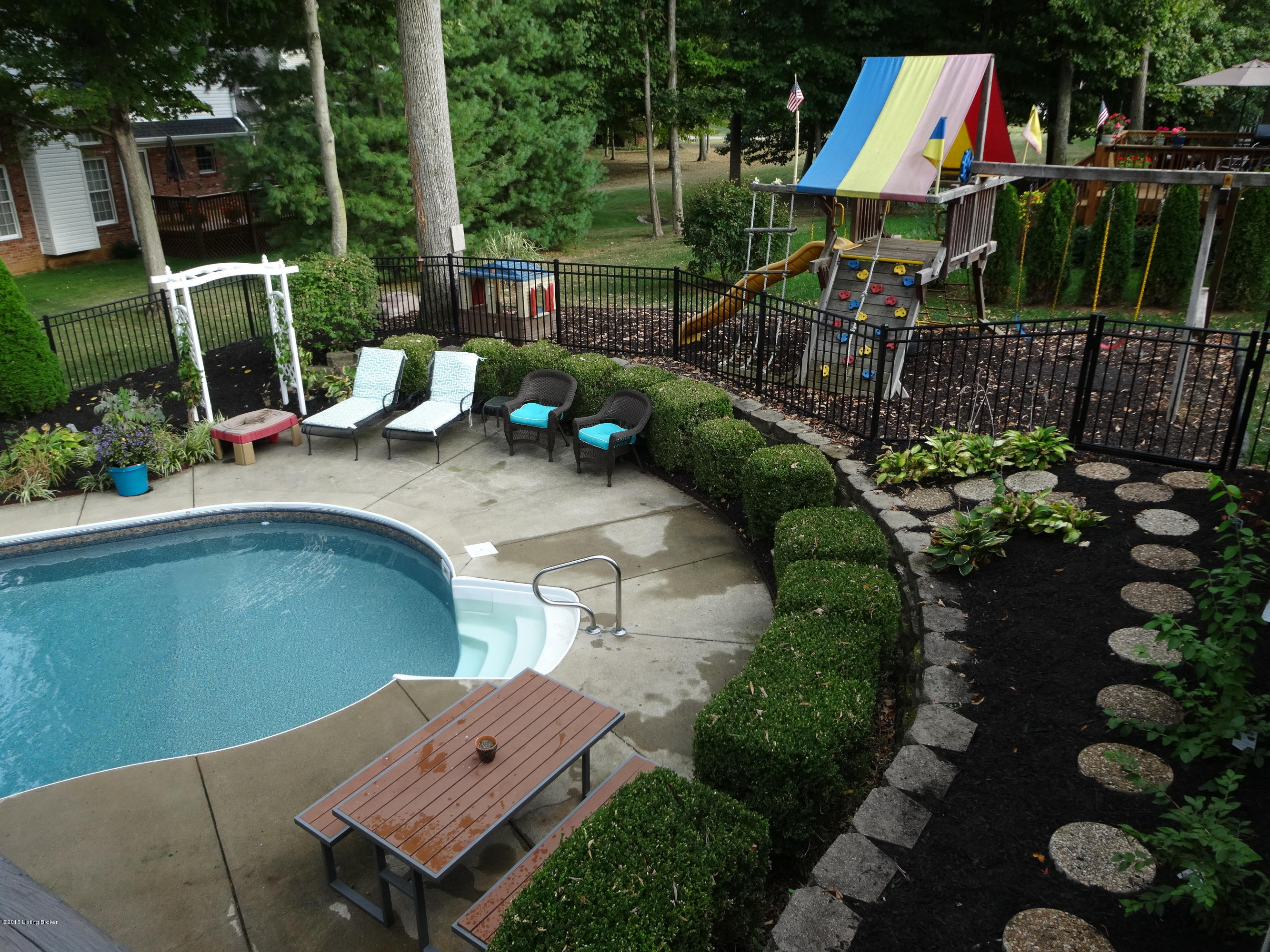 14106 Spring Mill Road Louisville, KY 40245 - Photo 2 of 29 2