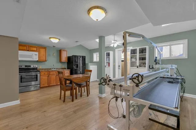 $615,000 | 2100 85th Road Northeast, St. Joseph, MO 64507