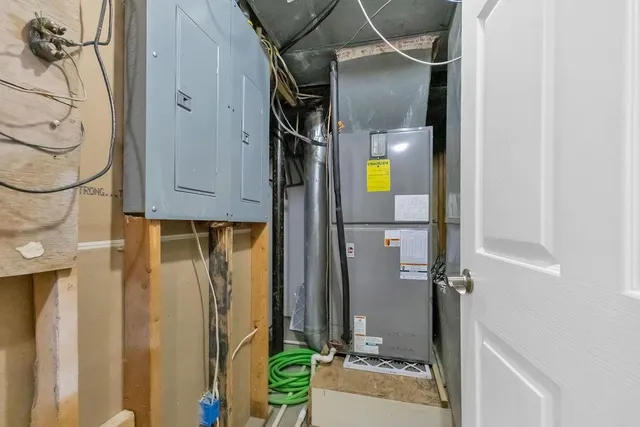 $615,000 | 2100 85th Road Northeast, St. Joseph, MO 64507