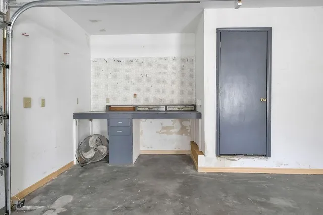 $615,000 | 2100 85th Road Northeast, St. Joseph, MO 64507