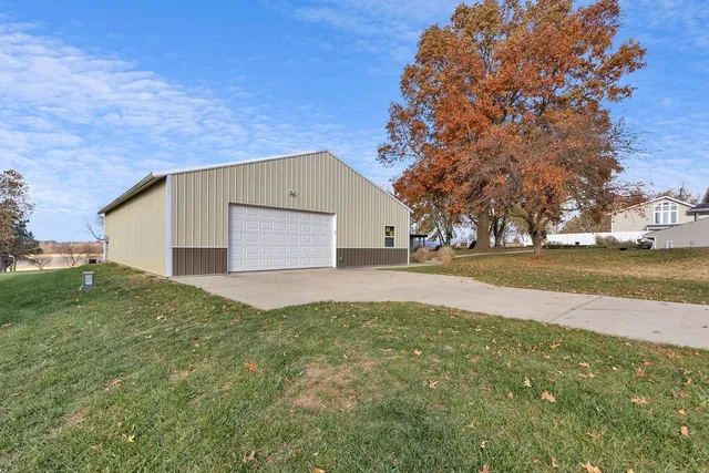 $615,000 | 2100 85th Road Northeast, St. Joseph, MO 64507
