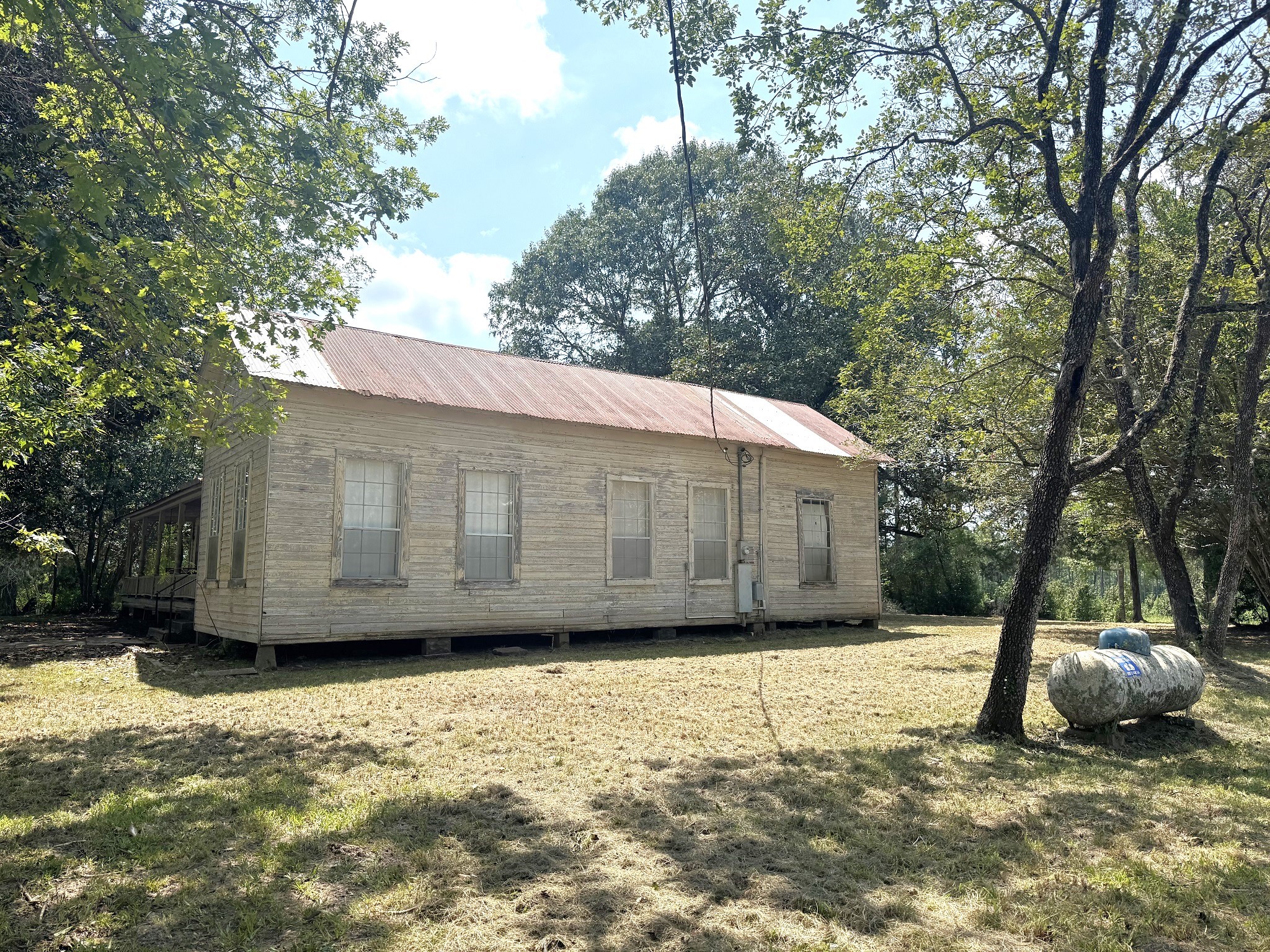 Tbd South Pitzer Street Colmesneil, TX 75938 - Photo 34 of 43 a view of a small house