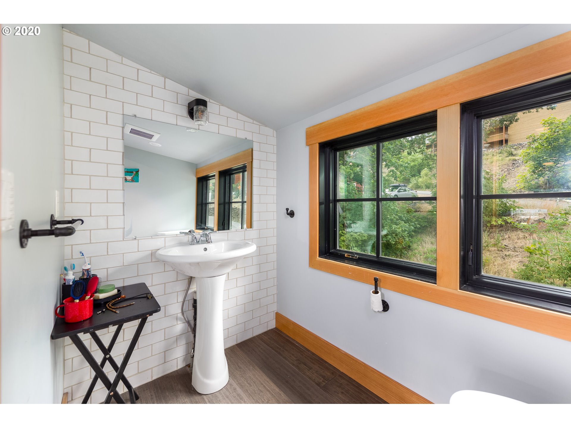 307 Center Street Mosier, OR 97040 - Photo 11 of 25 Gallery Image 11