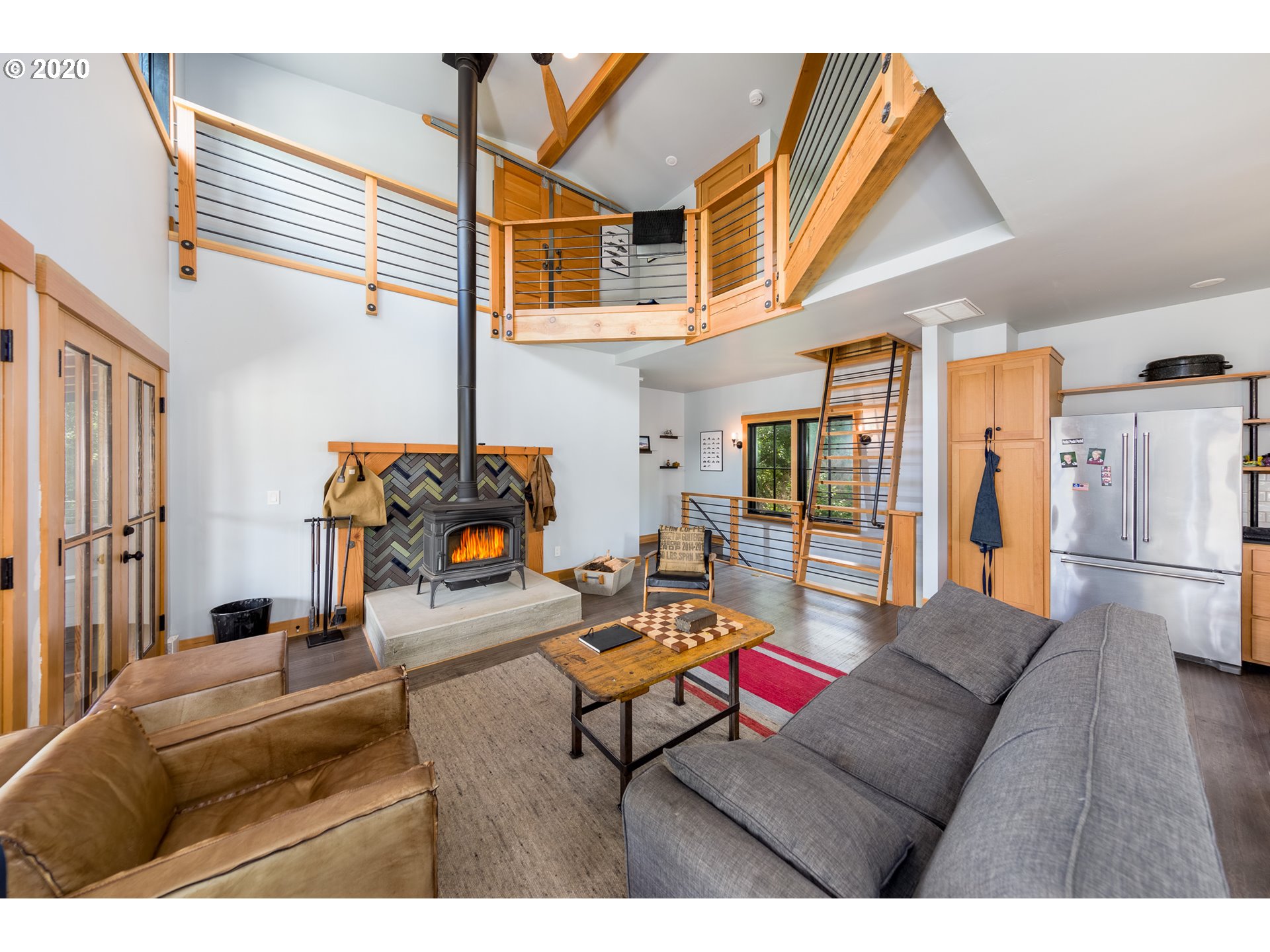 307 Center Street Mosier, OR 97040 - Photo 3 of 25 Gallery Image 3