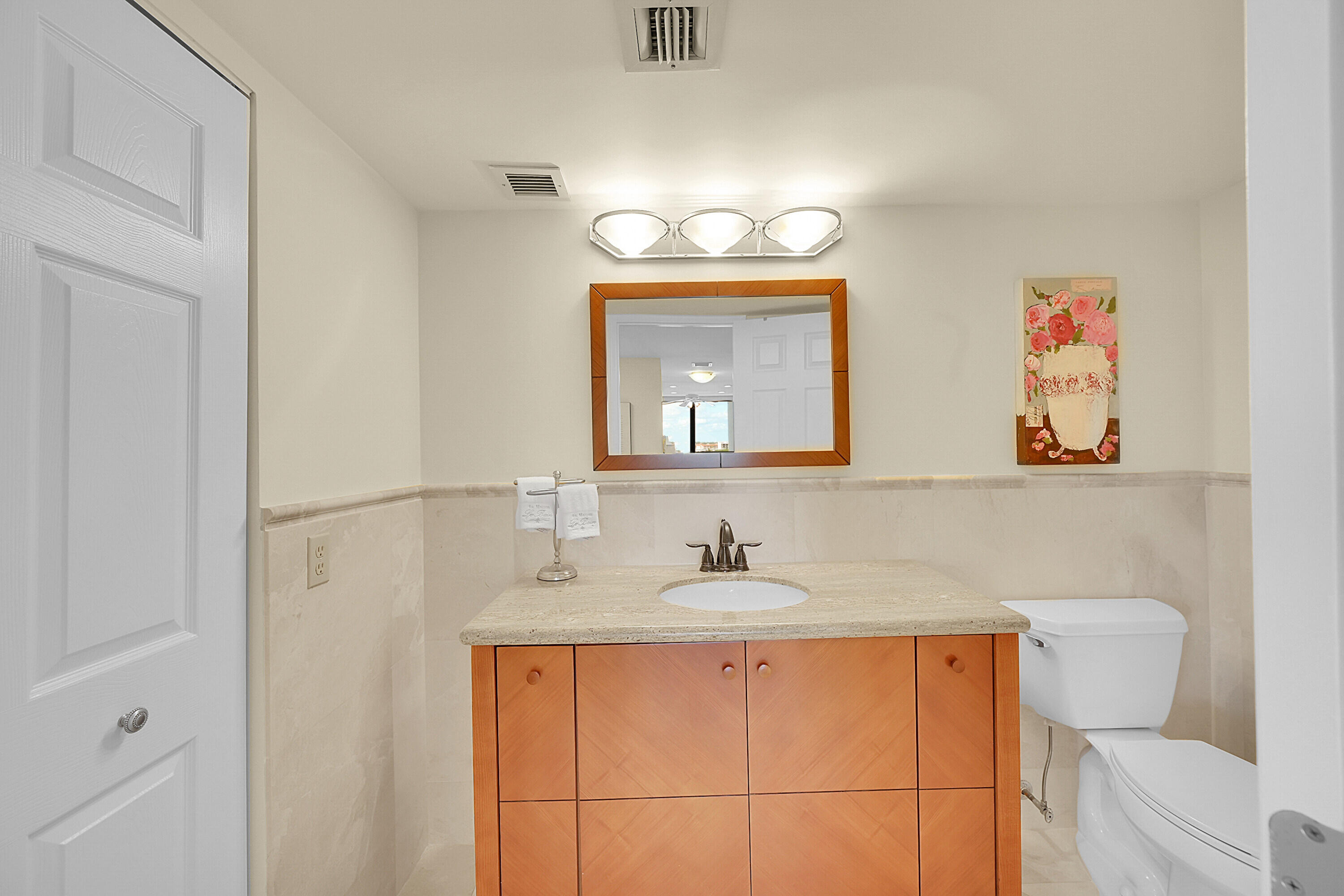 2003 North Ocean Boulevard, Unit 802 Boca Raton, FL 33431 - Photo 25 of 30 Beautiful Guest Bathroom