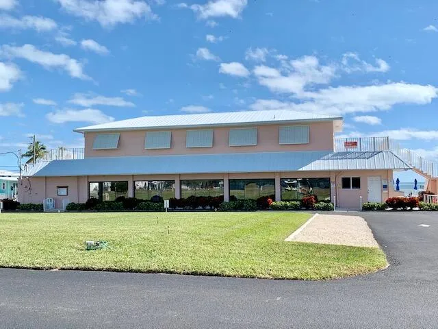 $429,000 | 818 South Emerald Drive, Key Largo, FL 33037