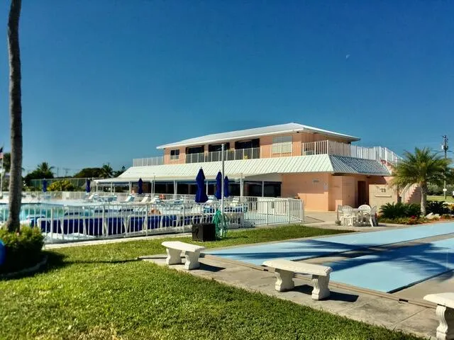 $429,000 | 818 South Emerald Drive, Key Largo, FL 33037