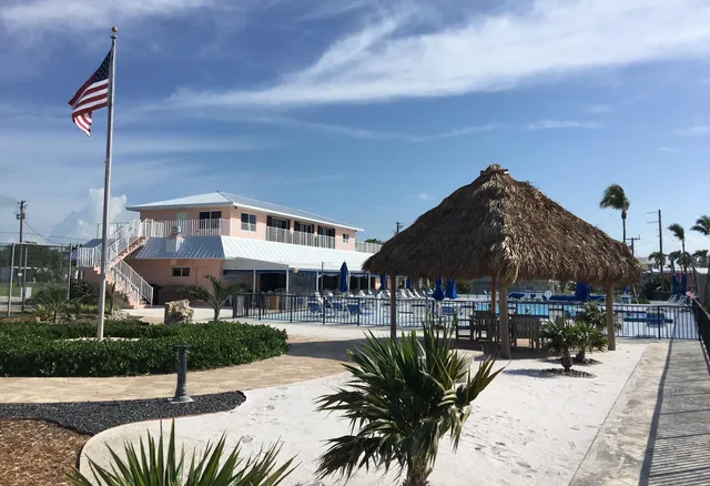 $429,000 | 818 South Emerald Drive, Key Largo, FL 33037