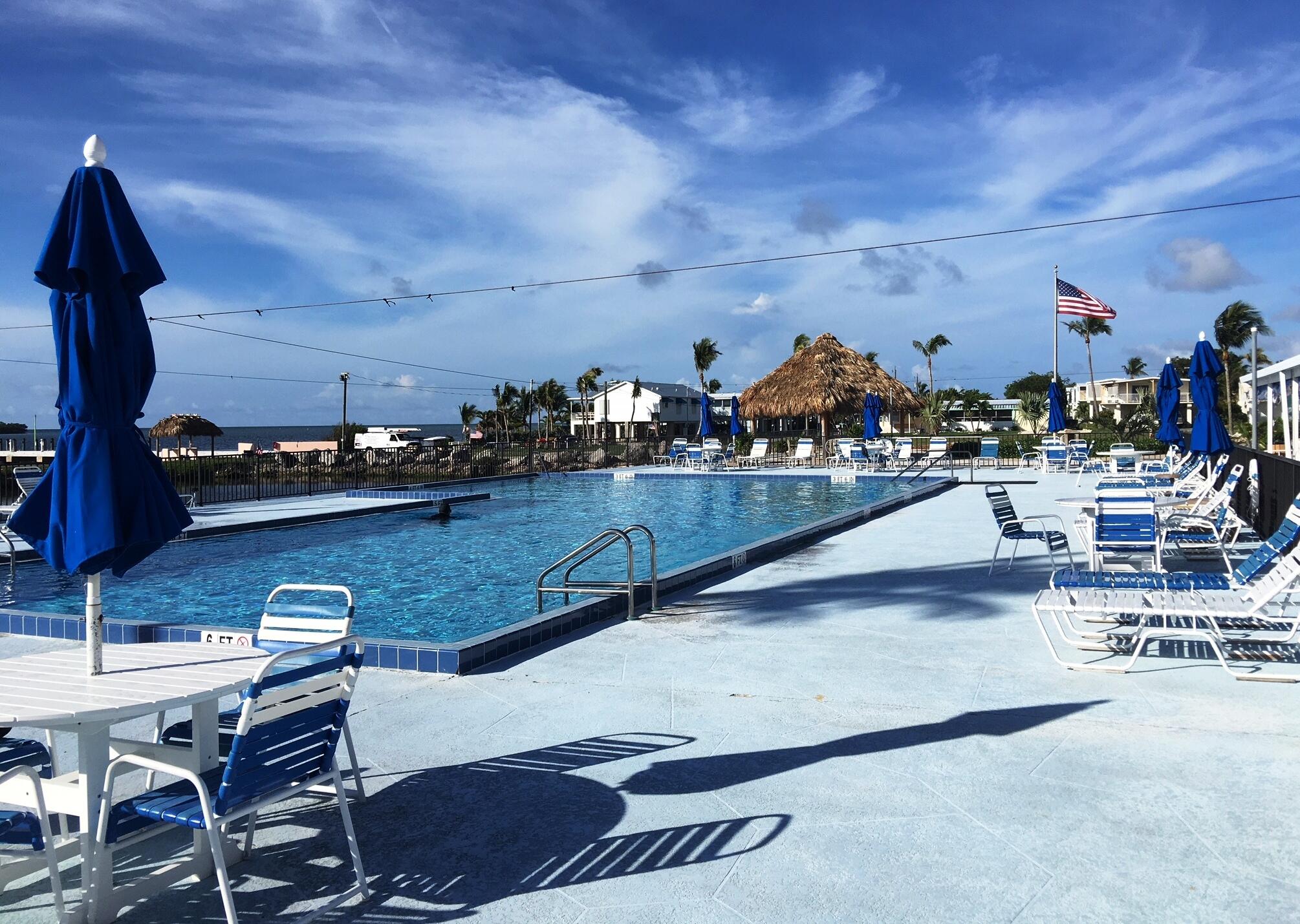 818 South Emerald Drive Key Largo, FL 33037 - Photo 31 of 44 POOL AREA