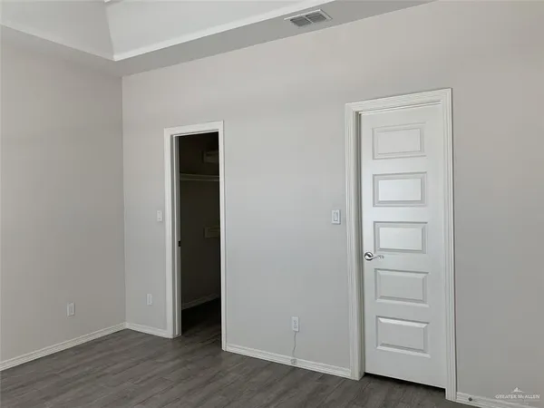 $950 | 420 Teague Avenue, Unit 4, Edinburg, TX 78539