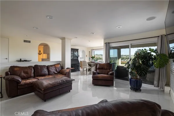 $975,000 | 27802 Paguera, Mission Viejo, CA 92692