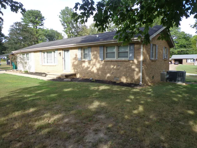 $205,000 | 209 Pine Hill Drive, Waverly, TN 37185