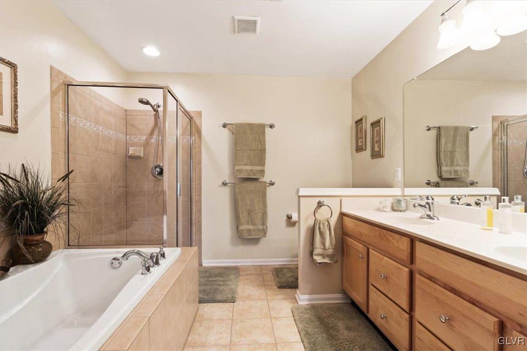 8671 Cascade Road Breinigsville, PA 18031 - Photo 19 of 32 Gallery Image 19
