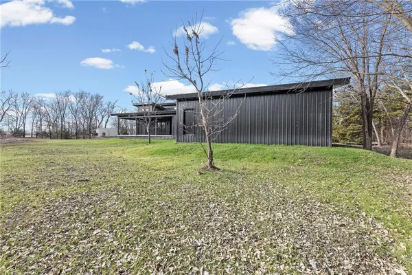 $598,000 | 1371 1300th Street, Iola, KS 66749