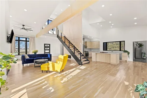 $598,000 | 1371 1300th Street, Iola, KS 66749