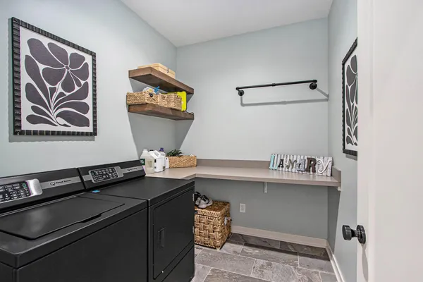 $860,000 | 6520 West Hidden Lake Circle, Richland, MI 49083