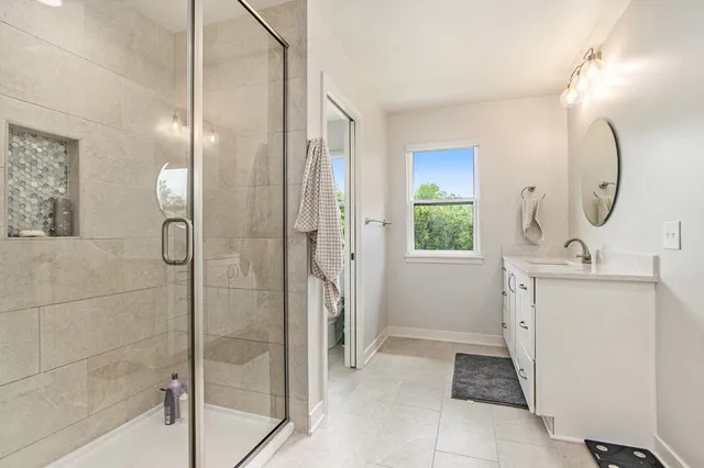 $899,000 | 6520 West Hidden Lake Circle, Richland, MI 49083