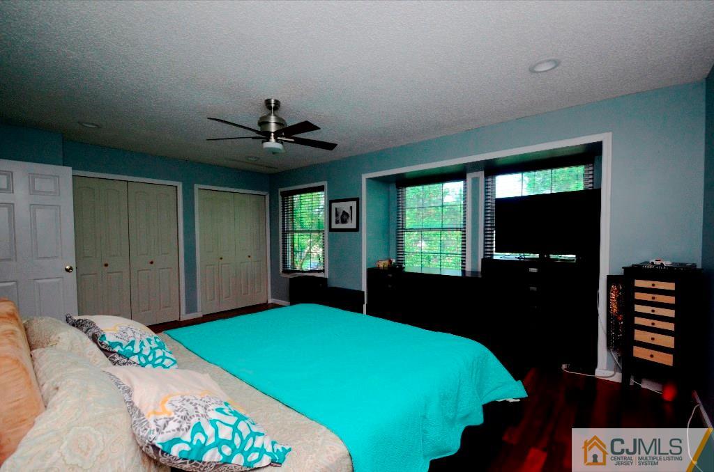 28 Rice Run East Brunswick, NJ 08816 - Photo 12 of 18 Gallery Image 12