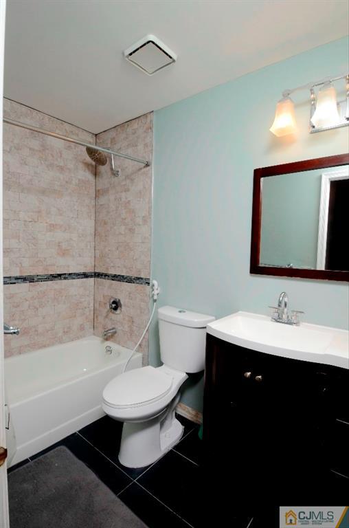 28 Rice Run East Brunswick, NJ 08816 - Photo 16 of 18 Gallery Image 16