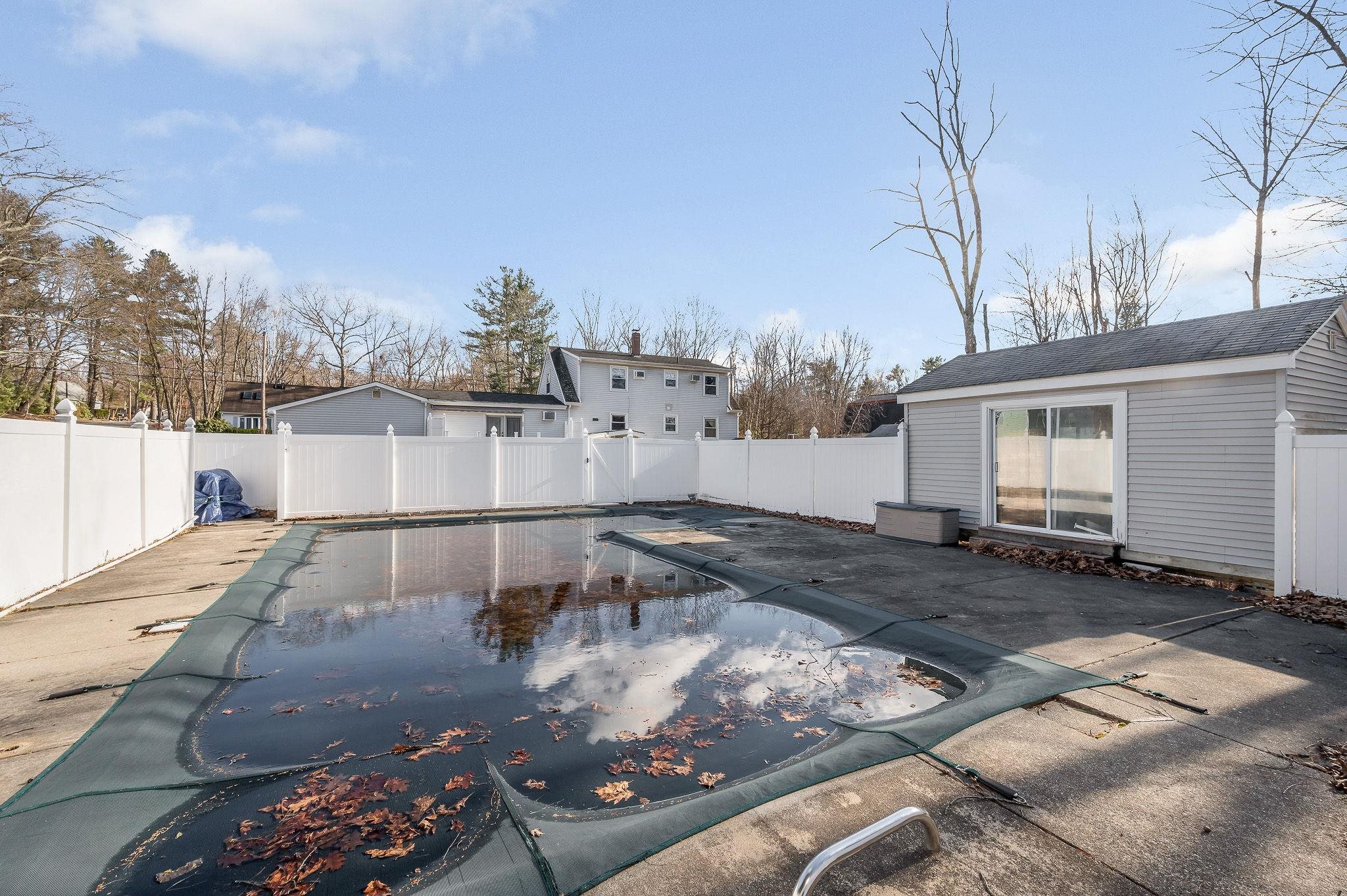 4 Paul Avenue Derry, NH 03038 - Photo 28 of 30