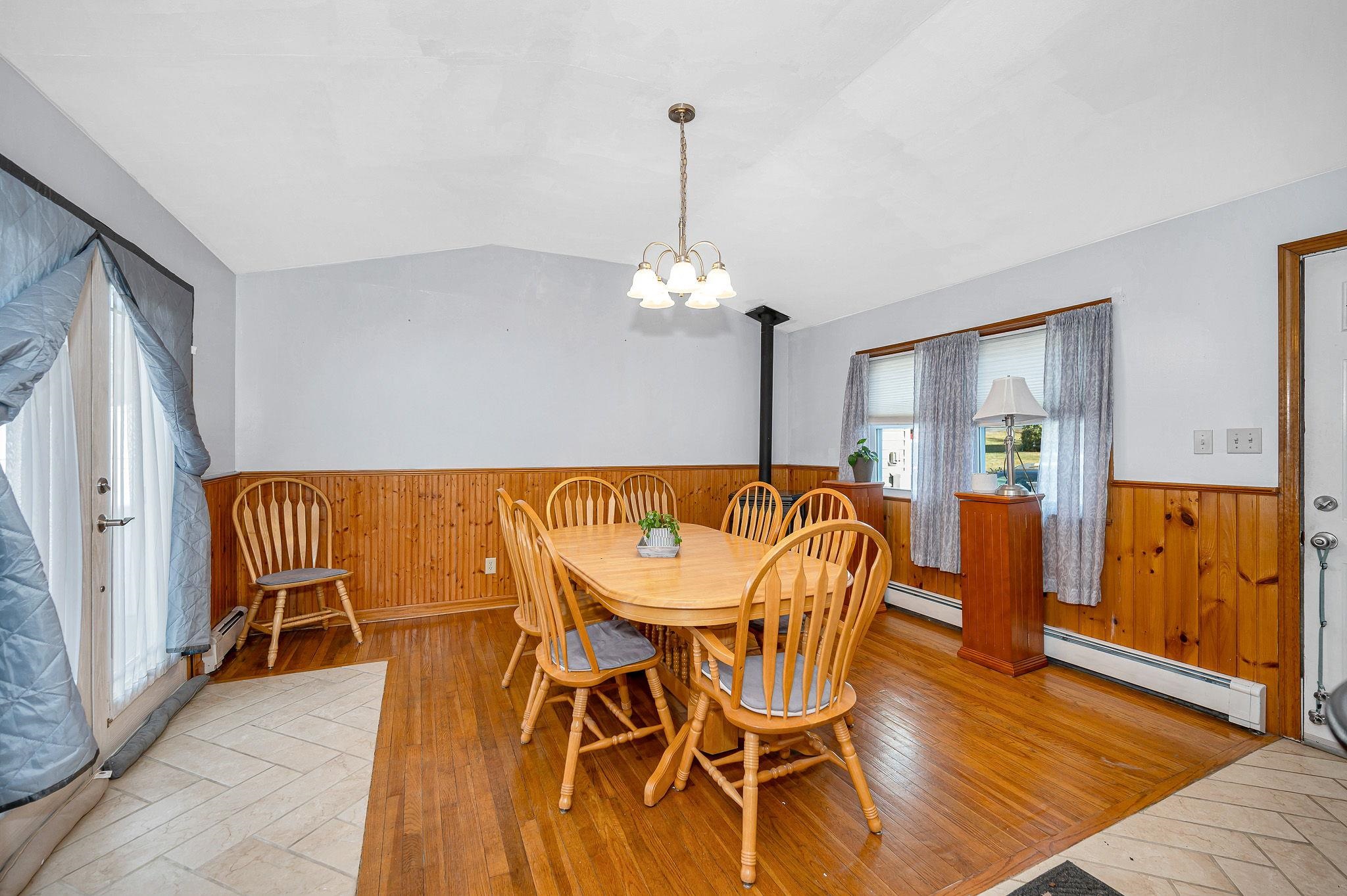 4 Paul Avenue Derry, NH 03038 - Photo 9 of 30