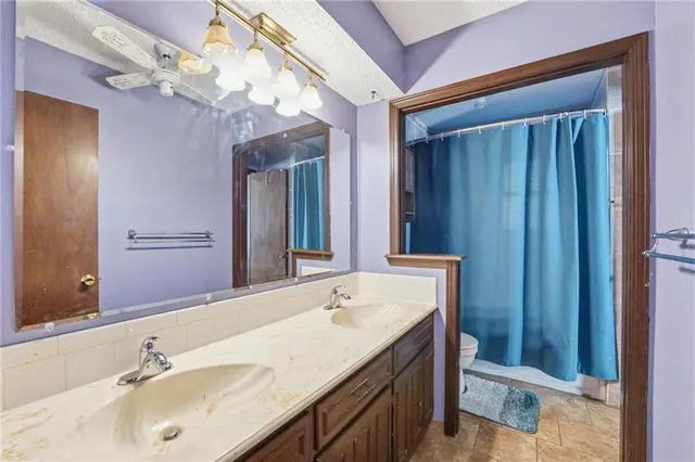 $250,000 | 1620 North Belvidere Avenue, Independence, MO 64056