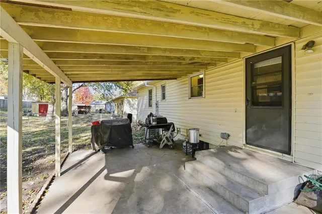 $250,000 | 1620 North Belvidere Avenue, Independence, MO 64056